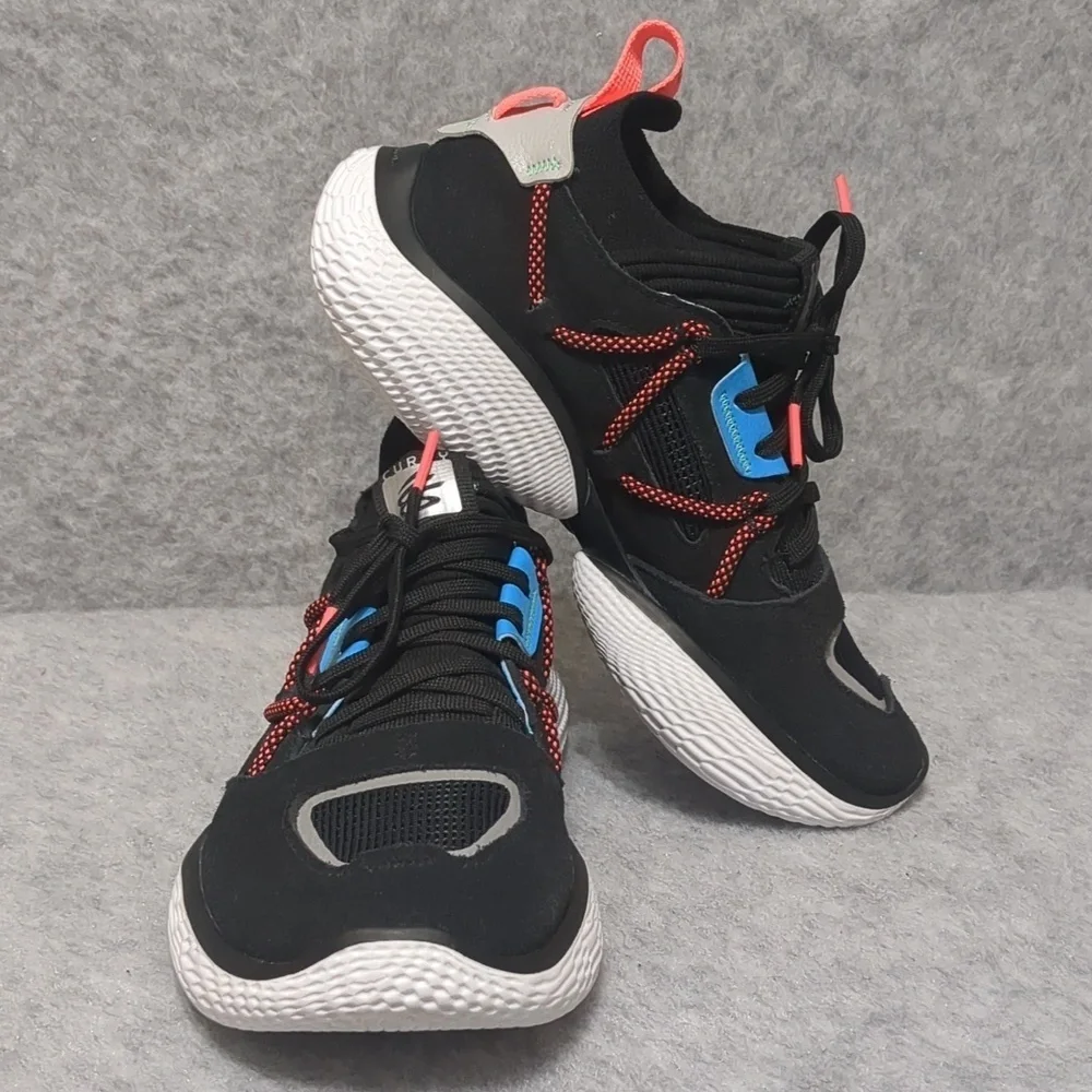 Under Armour Curry Flow Cozy athletic shoes UNRELEASED Colorway  Sample Sz 6